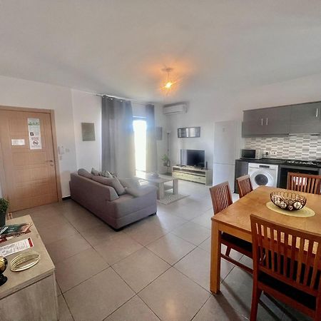 83/3-Lovely 1 Bedroom Penthouse Birkirkara Exterior foto